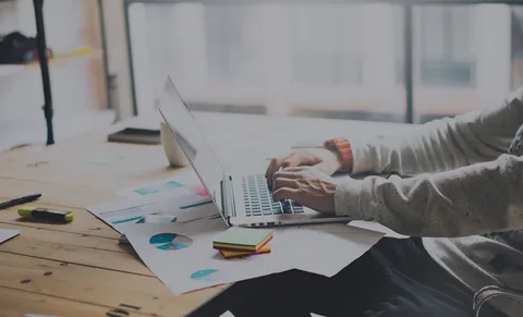 How to Start Freelancing as a Beginner in 2025